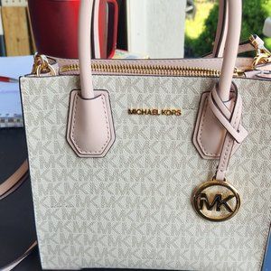 Michael Kors Purse/Crossbody